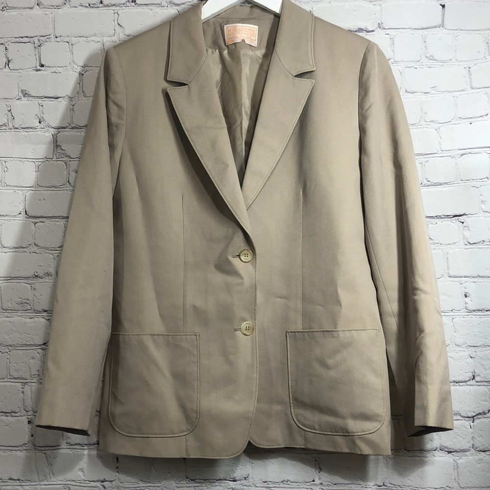 Pendleton blazer tan color